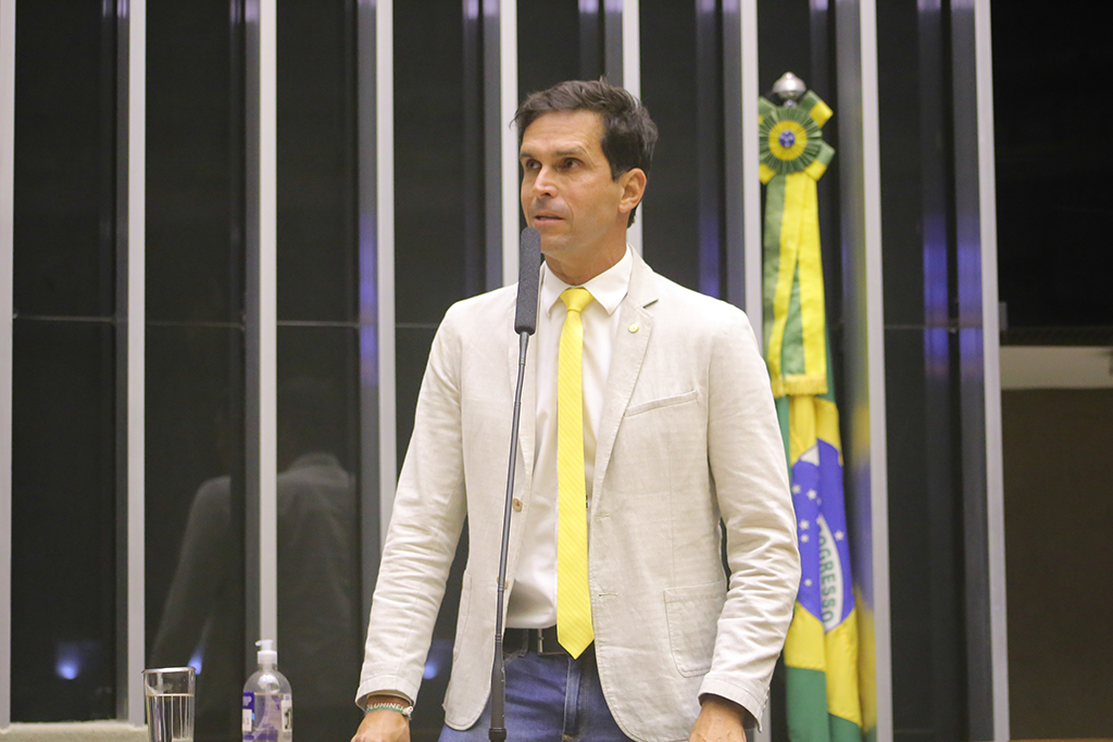 Deputado Luiz Lima (PL-RJ)