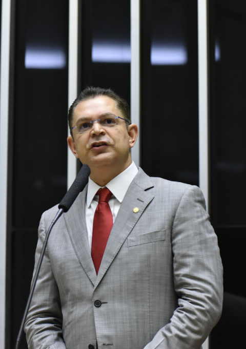 Sóstenes Cavalcante