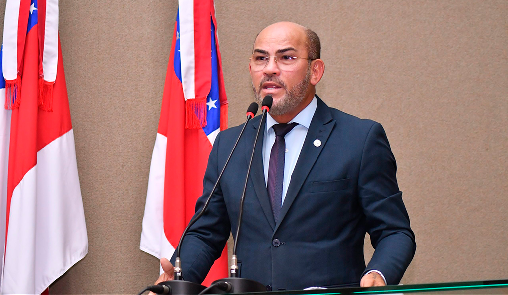 Deputado estadual Cabo Maciel (PL-AM)