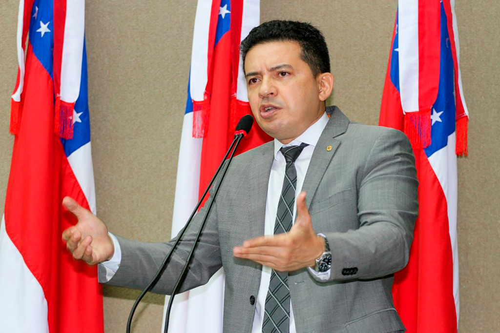 Deputado estadual Delegado Péricles (PL-AM)