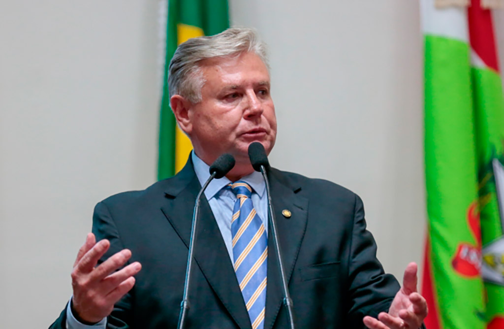 Deputado estadual Nilso Berlanda (PL-SC)