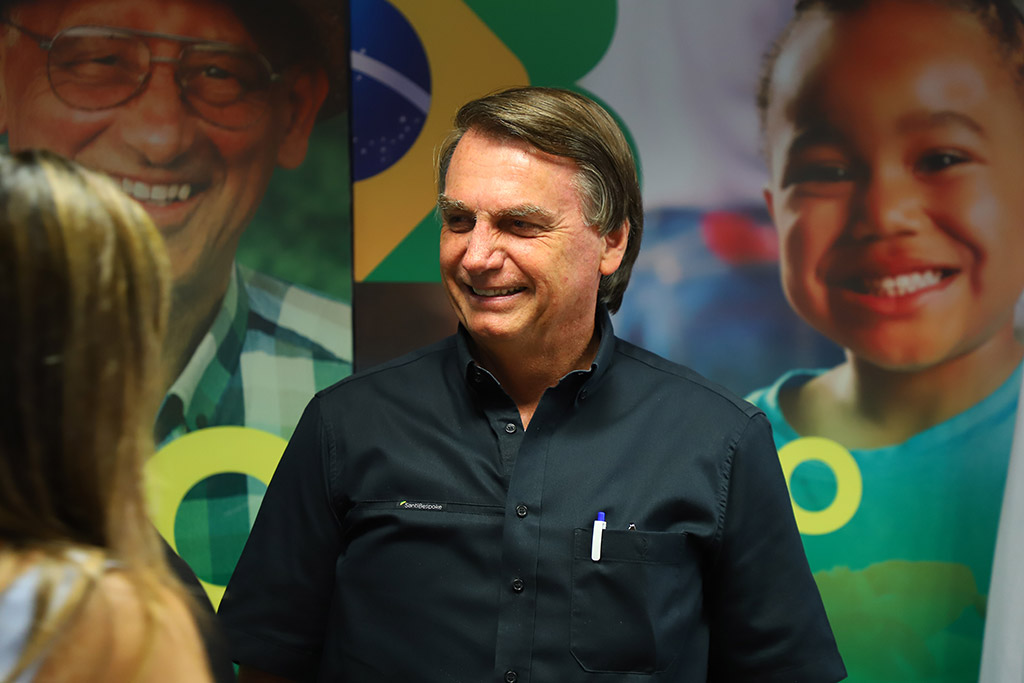 Estima-se, para 2023, o crescimento real do PIB em 2,5%, o IPCA em 3,3%, a taxa Selic em 10,0% e a taxa de câmbio média de R$ 5,3/US$