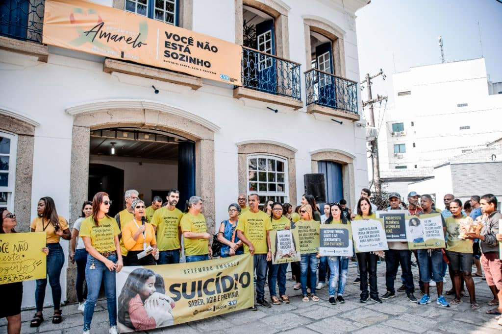 Setembro Amarelo: intervenção alerta para prevenção ao suicídio