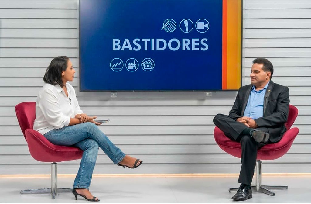 Deputado Josimar durante entrevista