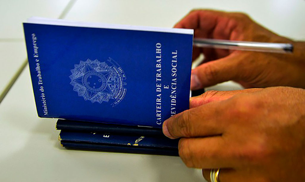 Novembro mantém desempenho do emprego formal e saldo fica positivo em mais de 135,4 mil postos (Foto: Agência Brasil/EBC)