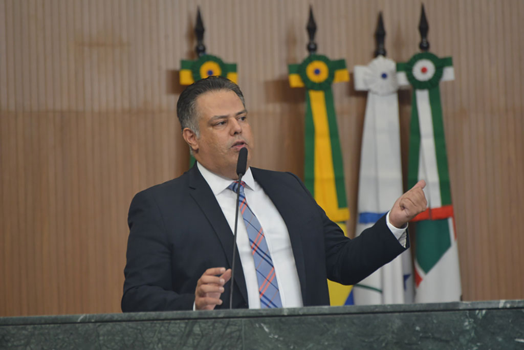 Deputado Delegado Eduardo Prado (PL-GO)