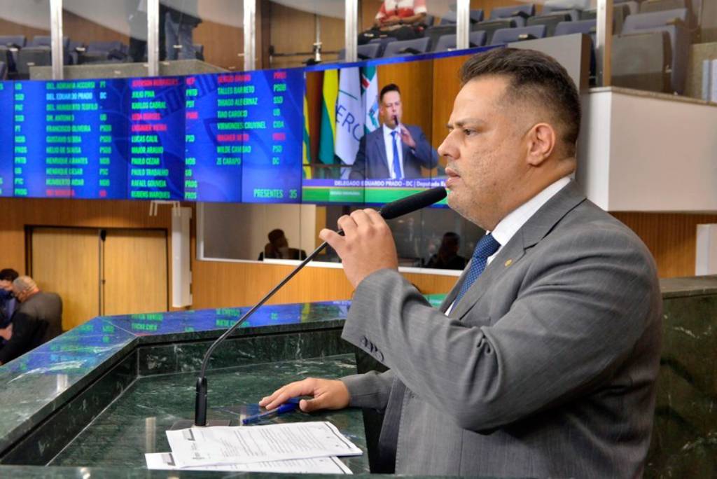 Deputado estadual Delegado Eduardo Prado (PL-GO)