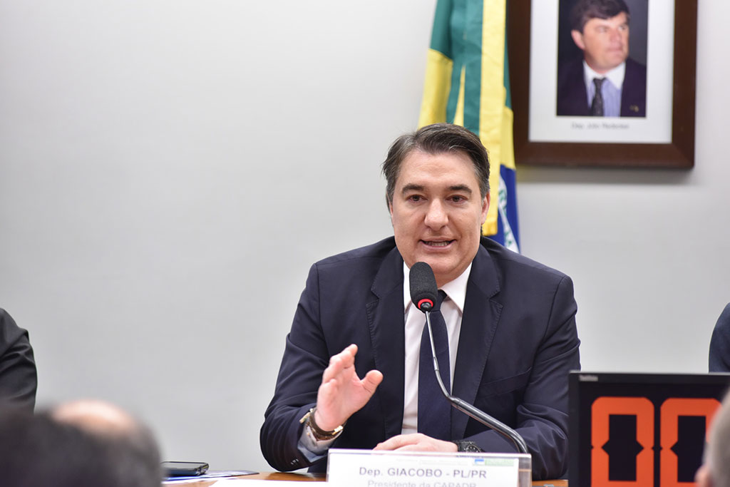 Deputado federal Fernando Giacobo (PL-PR)