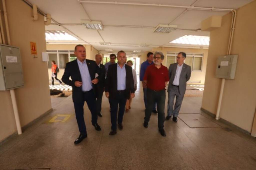 Rogério Marinho e Fagundes em visita ao Instituto Nacional de Pesquisas do Pantanal