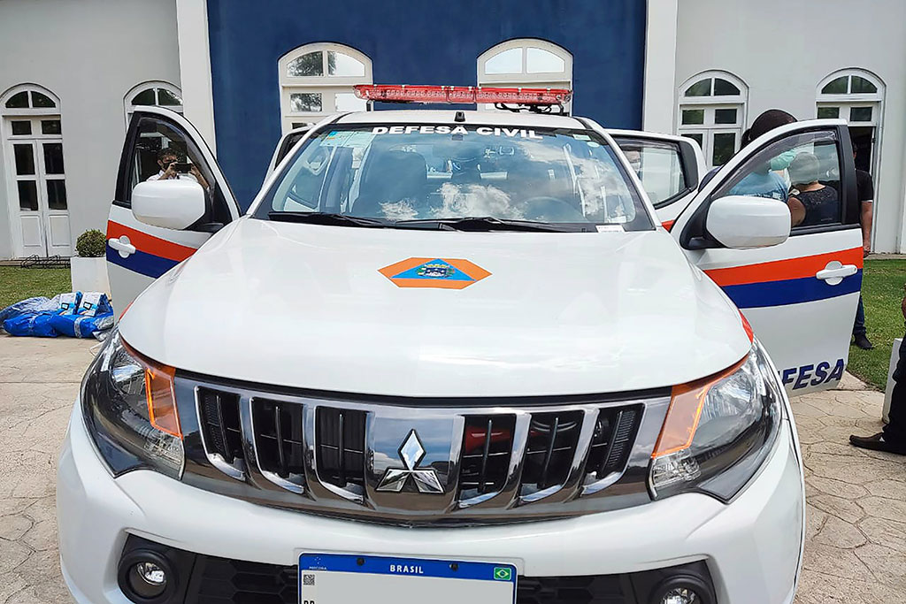 Deputada conquista veículo equipado para Defesa Civil de Capivari