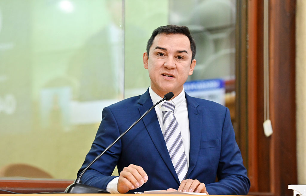 Deputado estadual Neilton Diógenes (PL-RN)