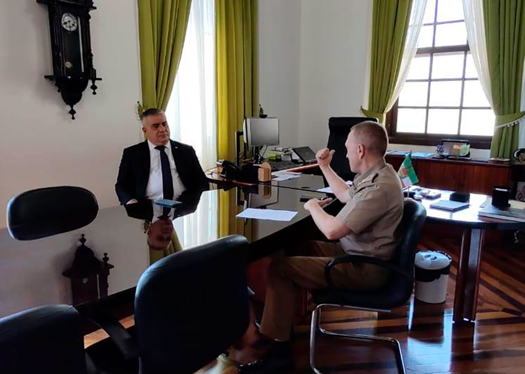 Deputado Sargento Lima e o comandante-geral da PM/SC, coronel Aurélio Pelozato da Rosa