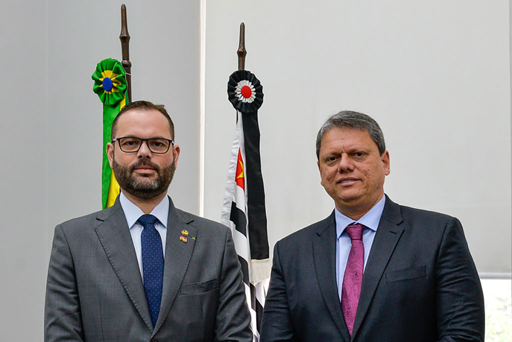 Senador Jorge Seif e o governador de São Paulo, Tarcísio de Freitas (Foto: Divulgação)