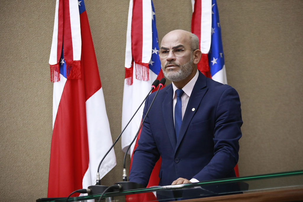 Deputado estadual Cabo Maciel (PL-AM)