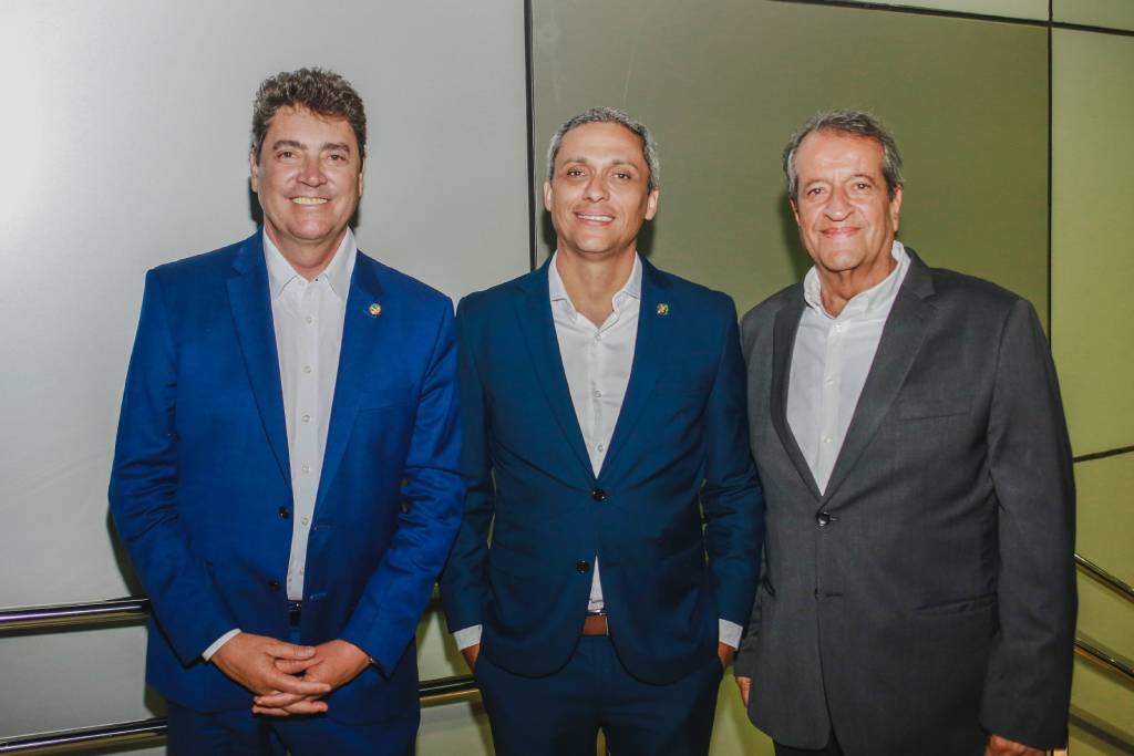 Presidente estadual do PL de Goiás, senador Wilder Morais , Presidente Municipal do PL, Deputado federal Gustavo Gayer e o Presidente Nacional do PL, Valdemar Costa Neto