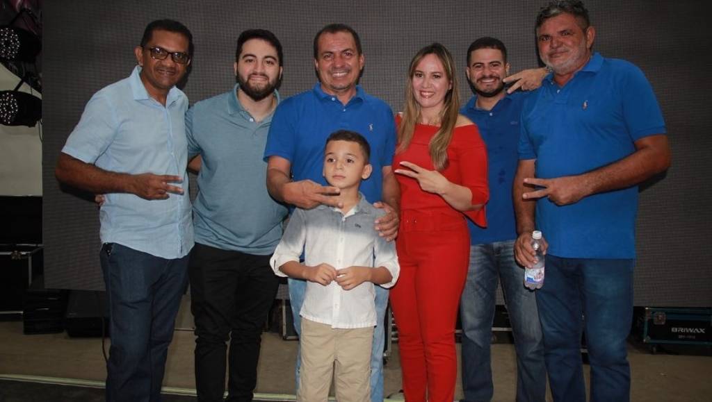 Presente em vários municípios maranhenses para celebrar o Dia das Mães, a deputada Detinha (PL-MA)