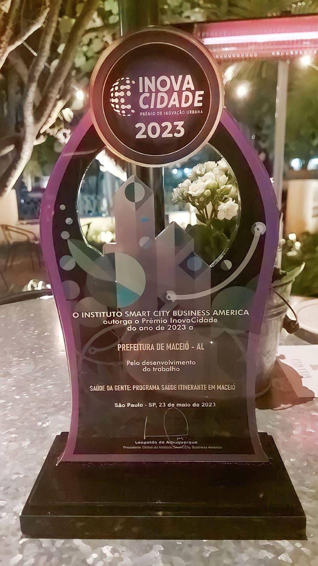 Iniciativa é reconhecida pelas ações abrangentes e já beneficiou mais de 400 mil pessoas na capital alagoana