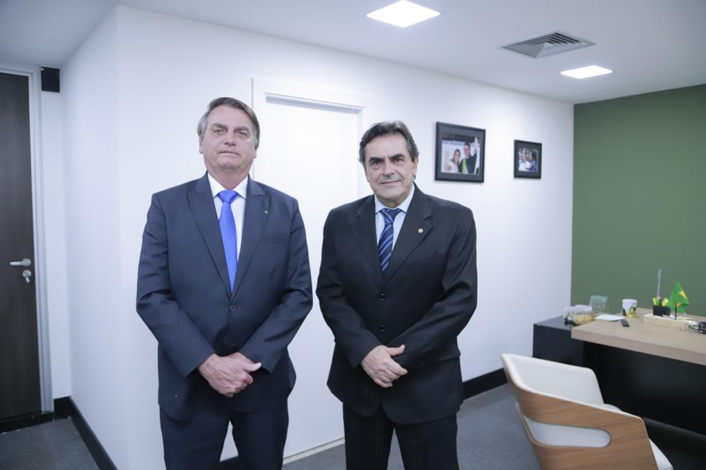 Presidente de Honra do PL, Jair Bolsonaro, e o deputado federal Domingos Sávio (Foto: Augusto César/PL)