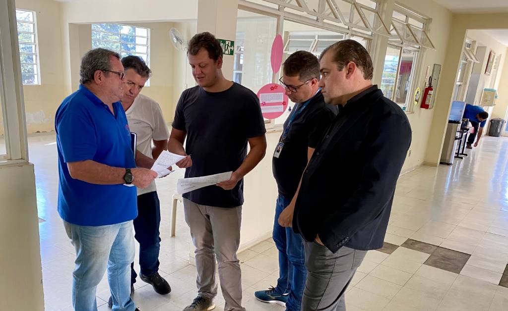Vereador Gustavo Pozzi (PL-SP) durante visita ao Centro de Referência do Idoso