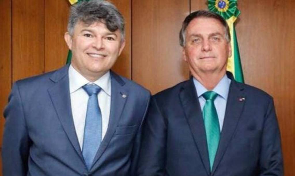 Deputado federal José Medeiros e o presidente de honra do PL, Jair Bolsonaro