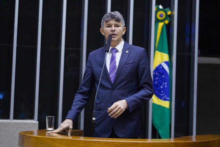 Deputado federal José Medeiros (Pablo Valadares / Câmara dos Deputados)
