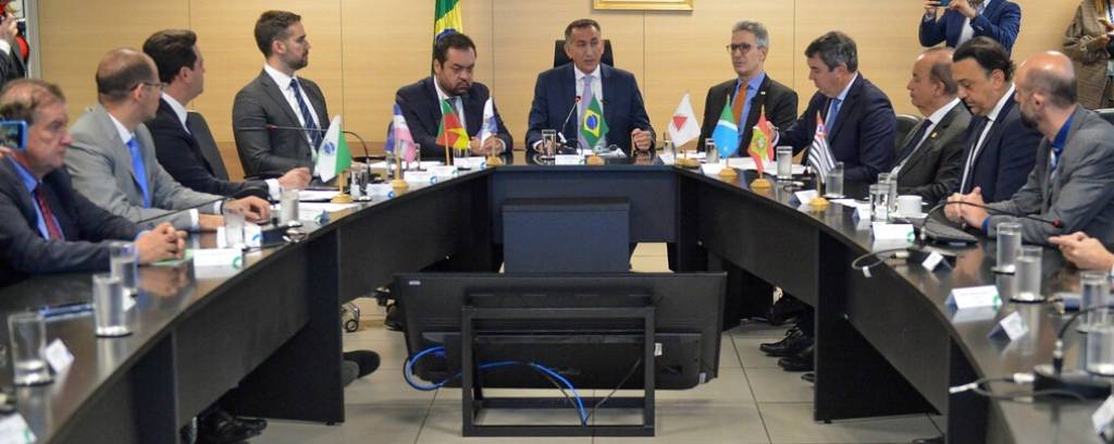 Governador Jorginho Mello durante reunião em Brasília (Foto: Eduardo Valente / SECOM)