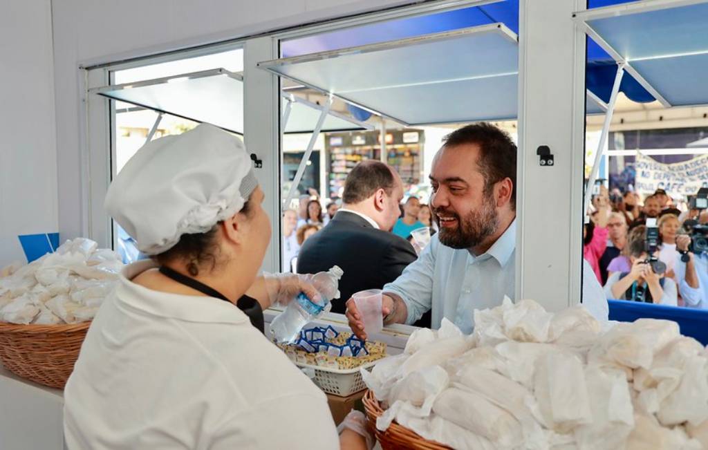 Ao todo serão produzidos, diariamente, 1.000 pães para as duas unidades do Café do Povo de Cabo Frio (Rogério Santana)