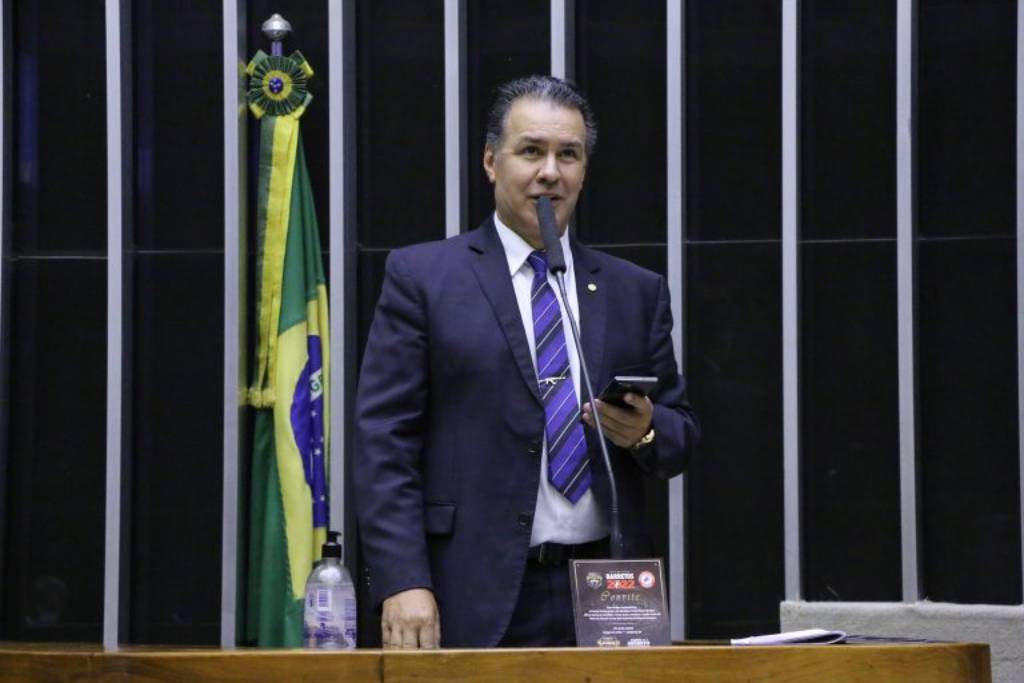 Para Capitão Augusto, pavimentação de concreto é melhor em termos ambientais – Foto: Wesley Amaral/Câmara dos Deputados