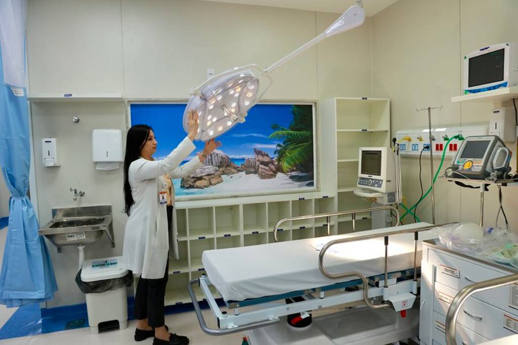Centro de Traumatologia Major Enfermeiro Wagner Luiz Melo Bonin, do Hospital Municipalizado Adão Pereira Nunes, foi totalmente revitalizado e ganhou 32 novos leitos (Rogério Santana)