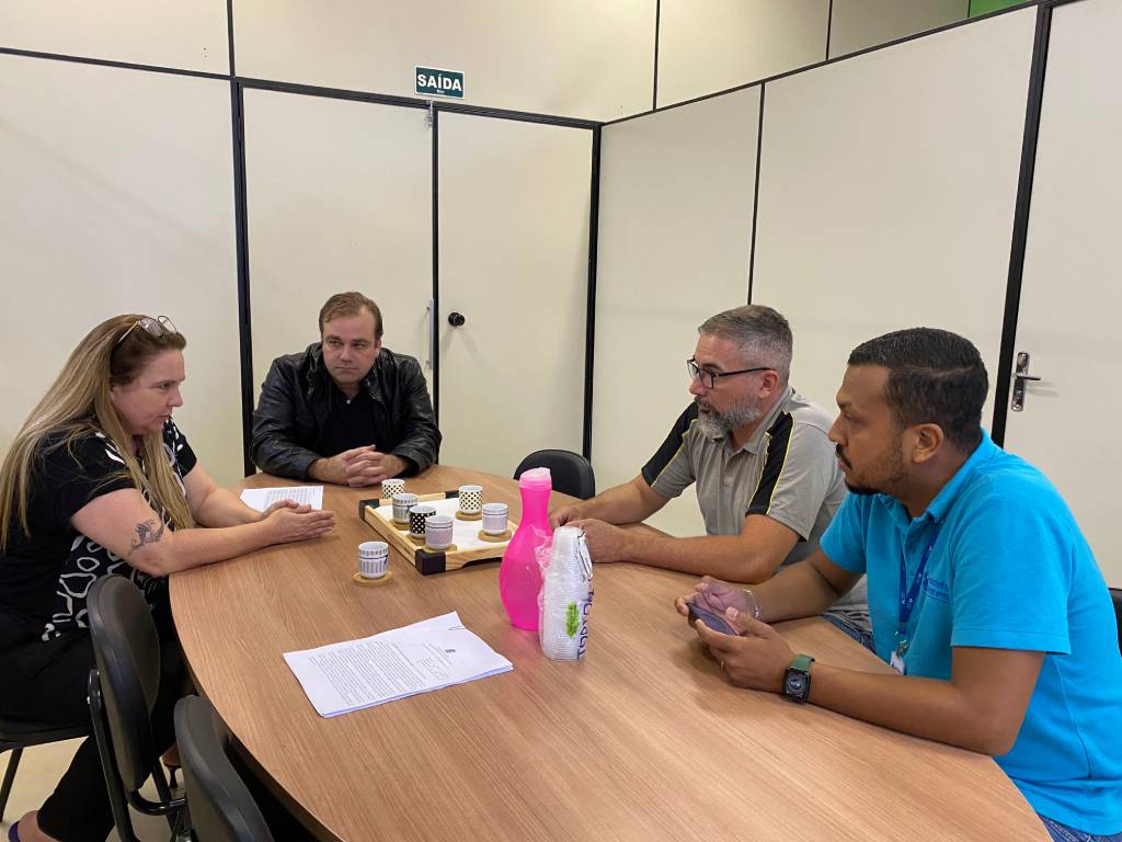 Vereador Gustavo Pozzi acompanha secretário de assistencial social em visita ao salesianos de São Carlos - Foto: Assessoria: Alessandra Bonaldi | Matheus Sudan