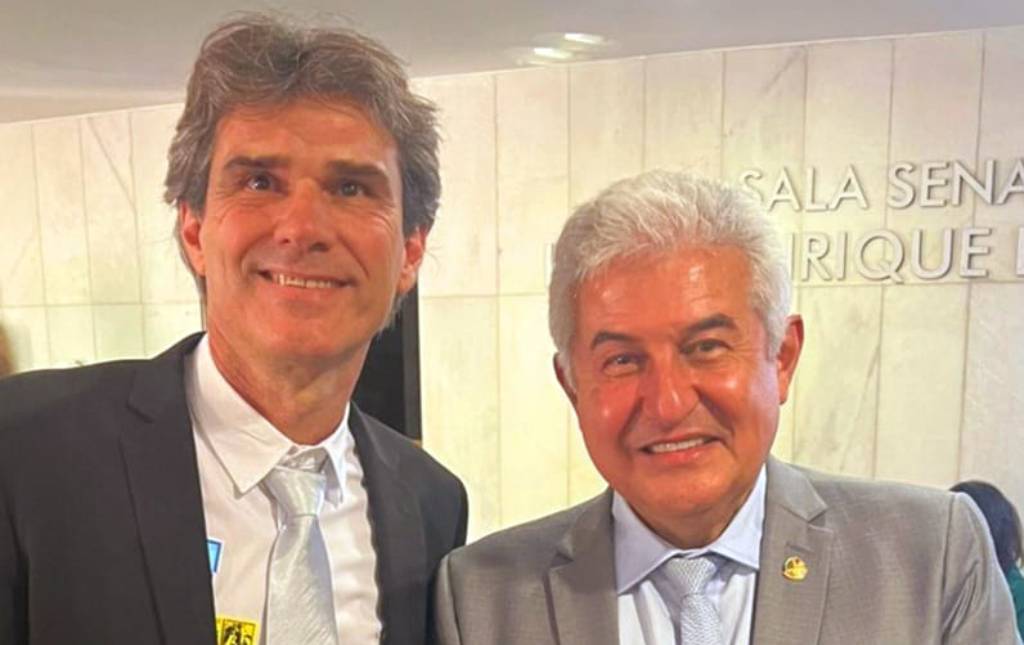 O vereador Alexandre Scombatti (PL-SP) junto do senador Astronauta Marcos Pontes (PL-SP): apoio ao desenvolvimento tecnológico e à pesquisa - Foto: Paulo Nakayama/Assessor Parlamentar