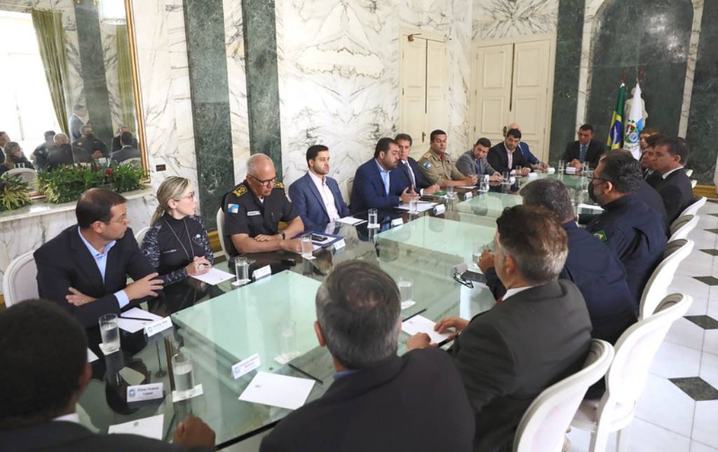 Governador se reúne com a Cúpula da Segurança Pública e anuncia plano de segurança integrado entre as forças federais e estaduais. Foto: (Rafael Campos)