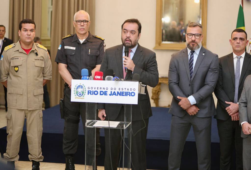 No pronunciamento, o governador Cláudio Castro falou sobre o plano de contingência para garantir que a ordem seja restabelecida (Rafael Wallace)