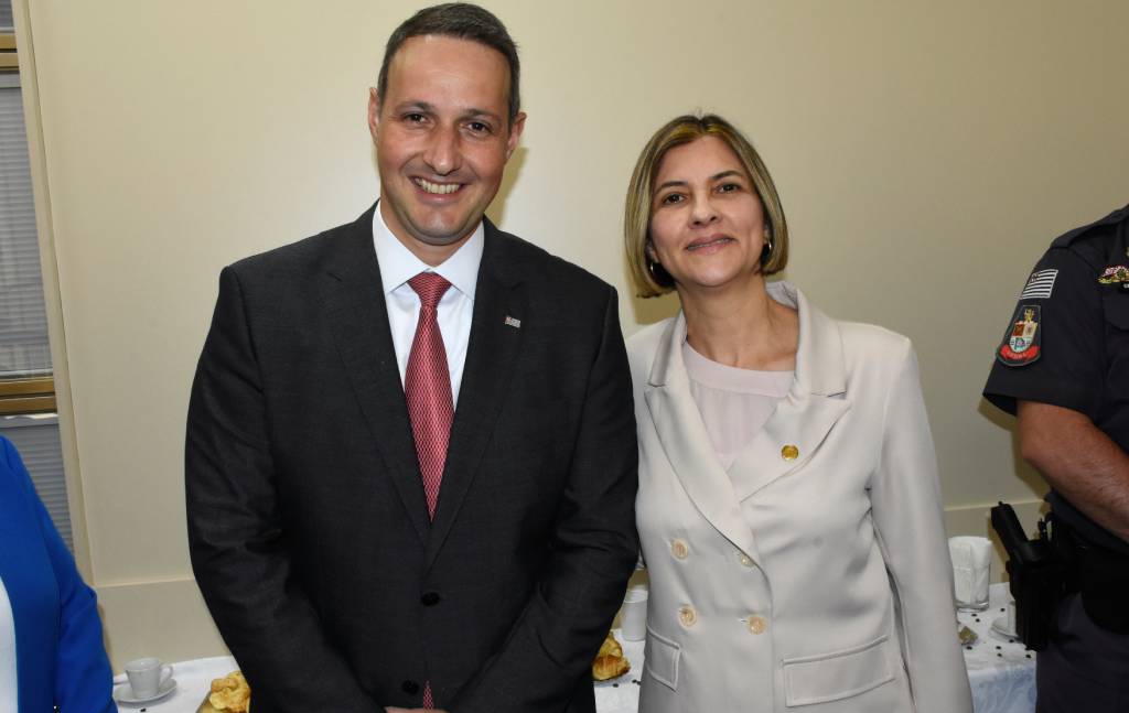 Secretário estadual da Segurança Pública, Guilherme Derrite (PL-SP) e a deputada estadual Delegada Graciela (PL-SP) - Foto: Da Assessoria da deputada Delegada Graciela