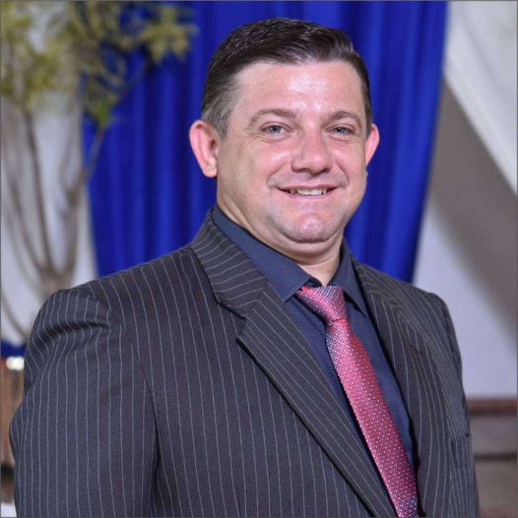 Cléo Carlos Mocellin