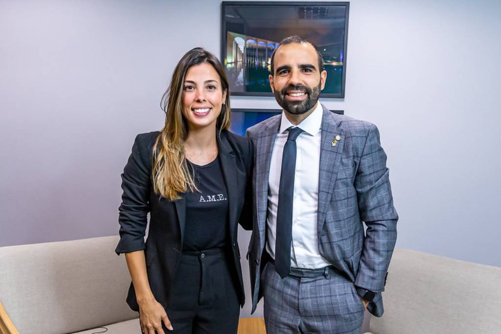 Shaila Manzoni, fundadora da A.M.E. (Ame Mulheres Esquecidas). Ao deputado Thiago Manzoni (PL-DF) - Foto: Jeremias Alves