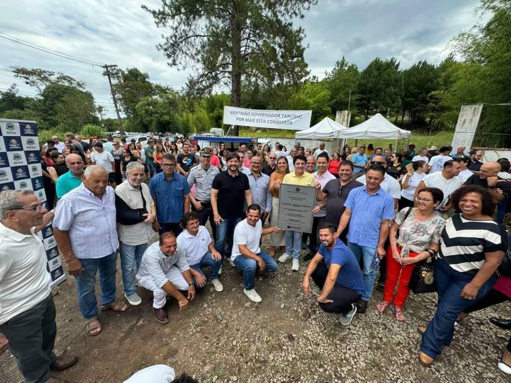 André do Prado (PL-SP) participa de cerimônia de entrega da Rotatória do Pomar do Carmo em Biritiba Mirim - Foto: Divulgação - Site do Deputado