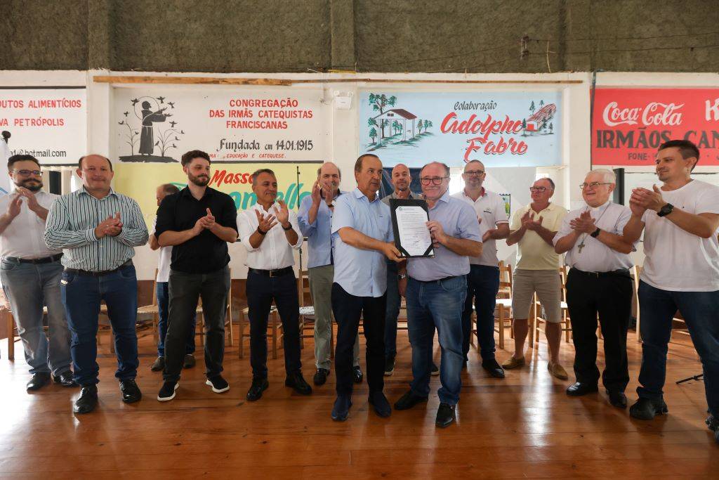Governador assina ordem de serviço para obras no acesso ao Distrito de Nova Petrópolis, em Joaçaba - Foto: Ricardo Trida/SECOM