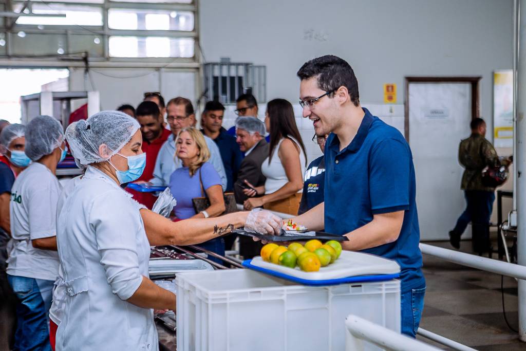 Estabelecimentos terão o prazo de 30 dias para se adequar a legislação. Lei do Deputado Distrital Joaquim Roriz Neto (PL-DF) visa facilitar o acesso dos usuários e aumentar a segurança das unidades - Foto: Hugo Batista/Gab. Joaquim Roriz Neto
