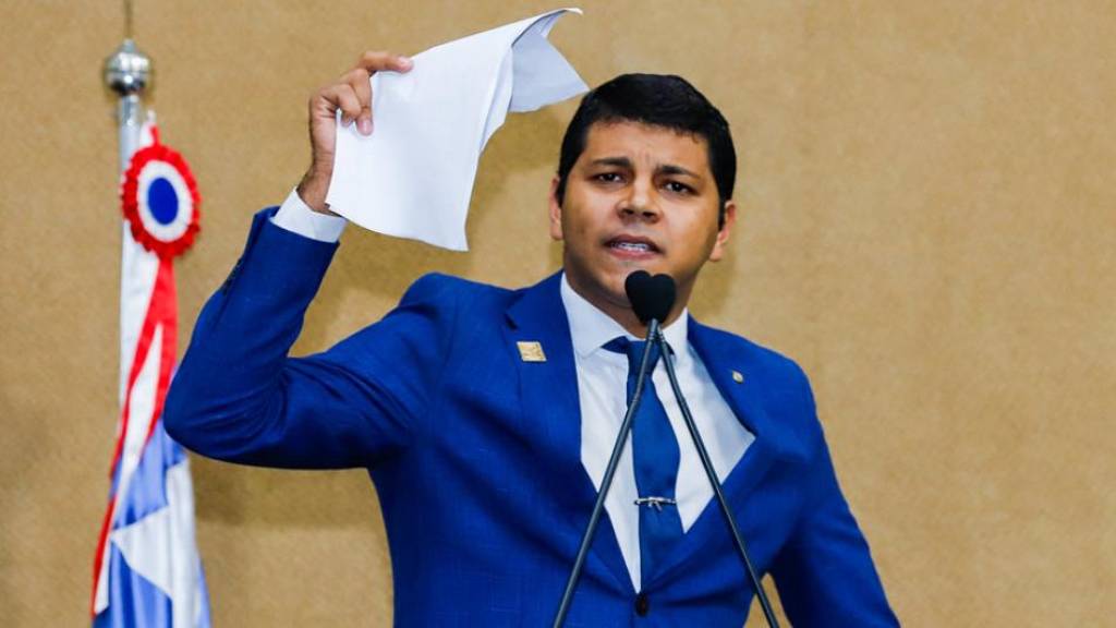Deputado Dr. Diego Castro (PL-BA) discorda de fala do presidente Lula a respeito de Israel - Foto: Ascom ALBA/Agência ALBA