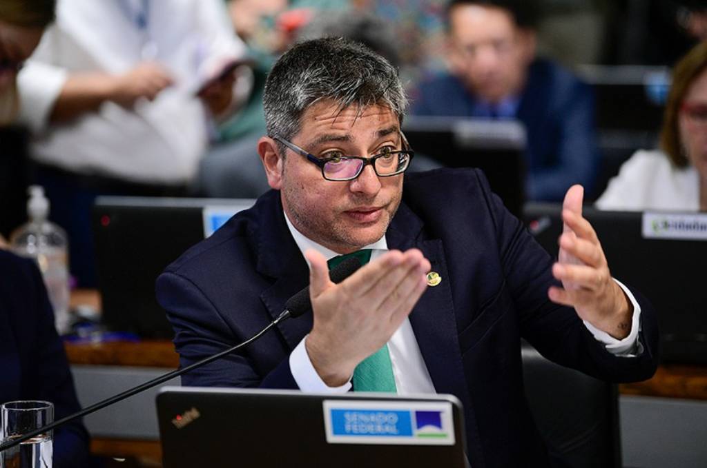 Carlos Portinho (PL-RJ) é o autor do texto, que muda a legislação referente às start-ups - Foto: Pedro França/Agência Senado