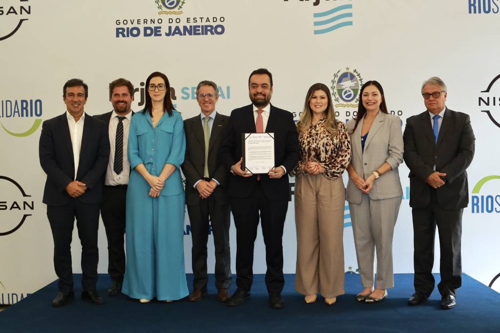 Governador Cláudio Castro (PL-RJ) assina parceria com a montadora Nissan para investimentos em curso profissionalizante – Foto: (Rogério Santana)