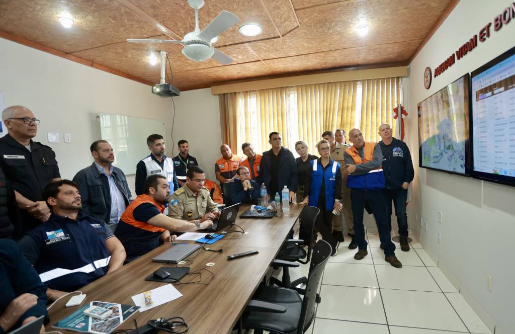 Governo do Rio determinou a ida de equipes, com médicos, enfermeiros e técnicos de enfermagem que atuam na SES-RJ, para as cidades mais impactadas – Foto: (Rogério Santana)