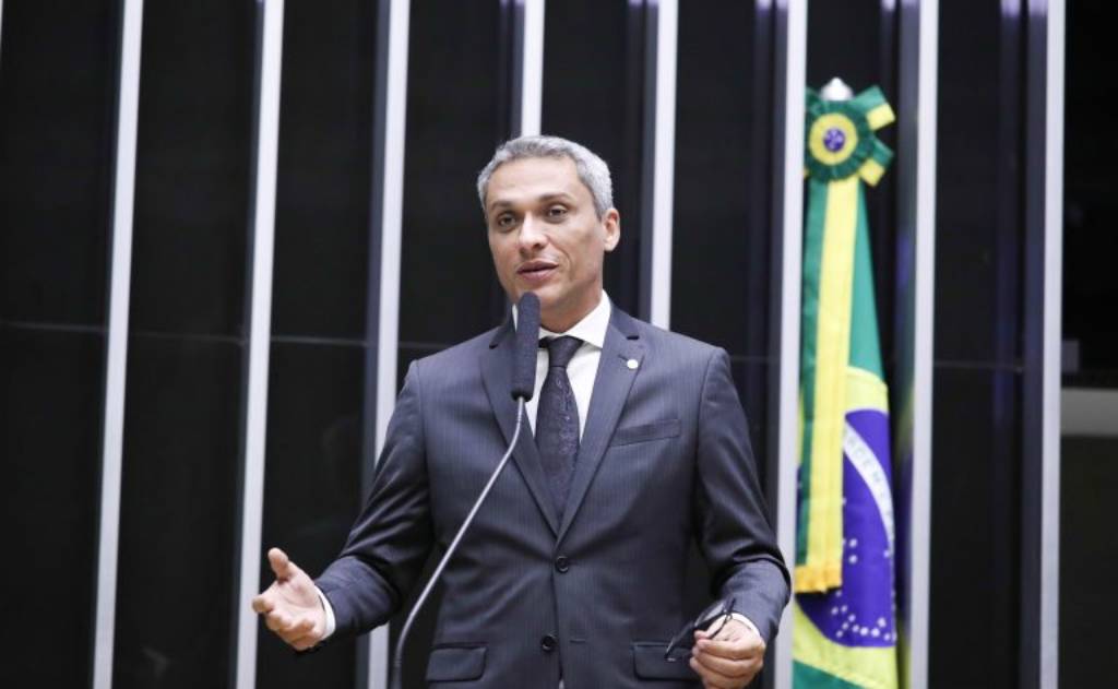 Gustavo Gayer (PL-GO) diz que aumento pode comprometer responsabilidade fiscal – Foto: Bruno Spada/Câmara dos Deputados