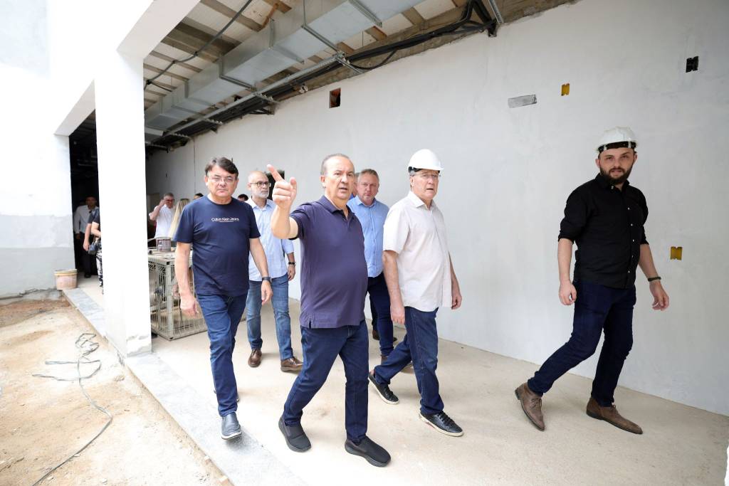 Governador visita obra da UPA de São Bento do Sul que recebeu recursos do Governo do Estado – Foto: Eduardo Valente/Secom