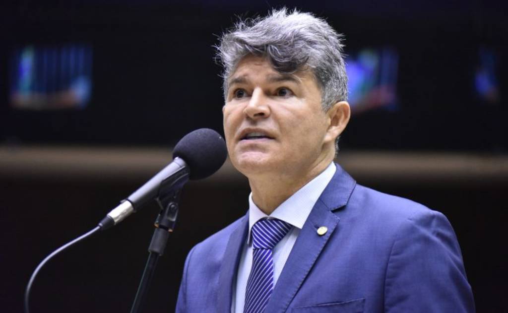 Deputado José Medeiros (PL-MT), relator da proposta – Foto: Zeca Ribeiro/Câmara dos Deputados