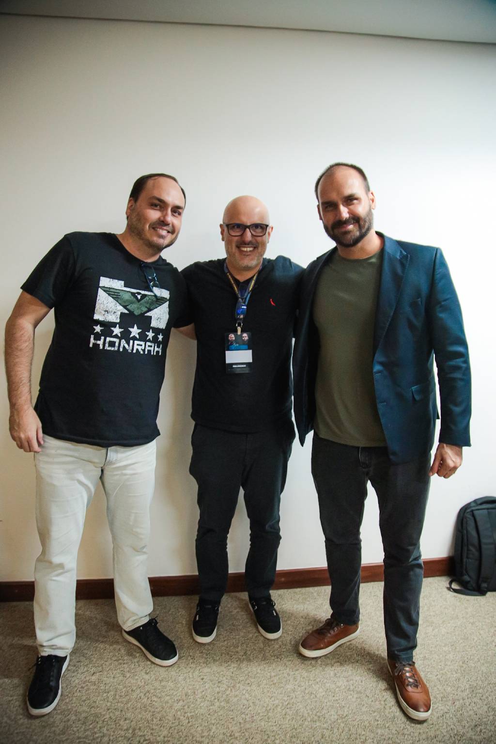 Vereador Carlos Bolsonaro (PL-RJ), Deputado estadual Rodrigo Lorenzoni (PL-RS) e o Deputado Federal Eduardo Bolsonaro (PL-SP) - Foto: Rodrigo Savedra