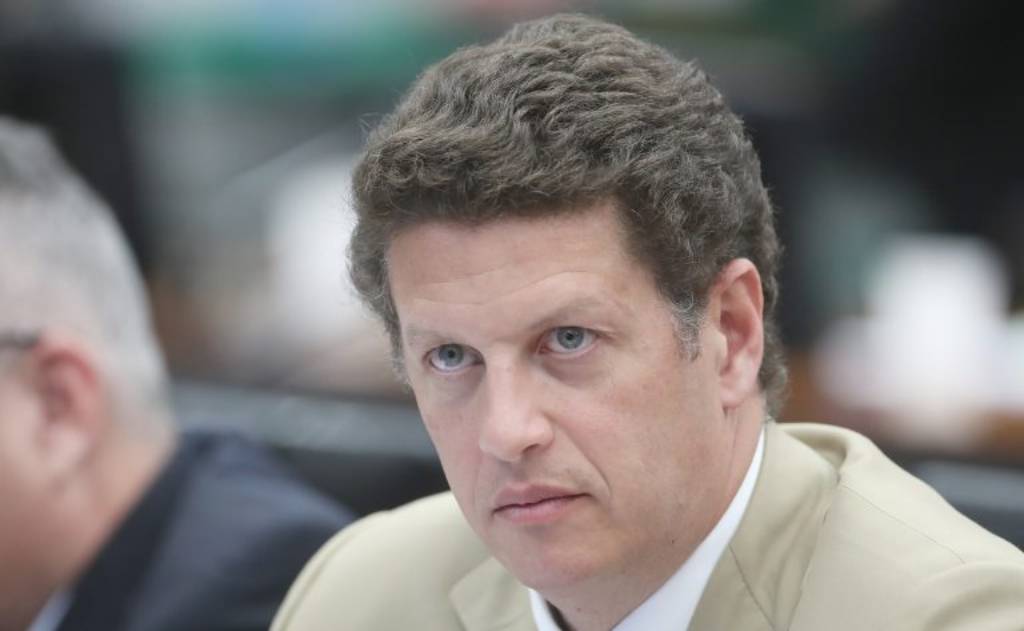 Deputado Ricardo Salles (PL-SP): "É inaceitável que indivíduos que promovem invasões sejam beneficiados por programas assistenciais do governo" – Foto: Bruno Spada / Câmara dos Deputados