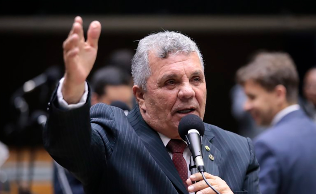 O autor da proposta, deputado Alberto Fraga (PL-DF) - Foto: Bruno Spada/Câmara dos Deputados
