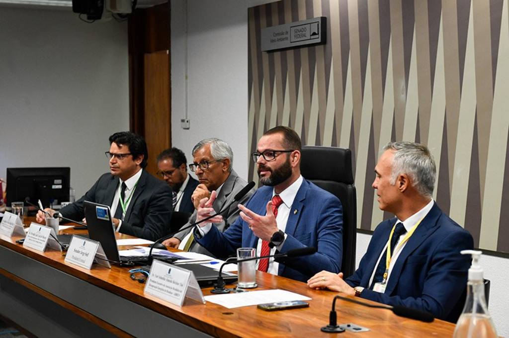 Autor do pedido de audiência, Seif defendeu destinação mais apropriada dos resíduos Jefferson Rudy/Agência Senado